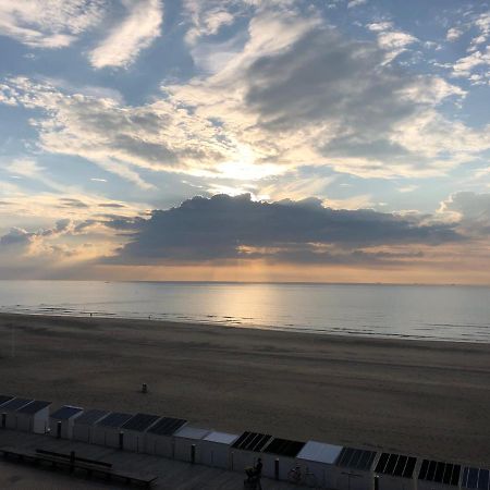 Luxe App - Zeedijk Mariakerke - Prachtig Zeezicht Apartment Ostend Exterior photo
